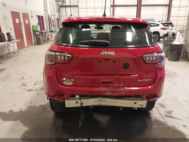 3C4NJDAB1JT399628 Jeep Compass Sport 4x4