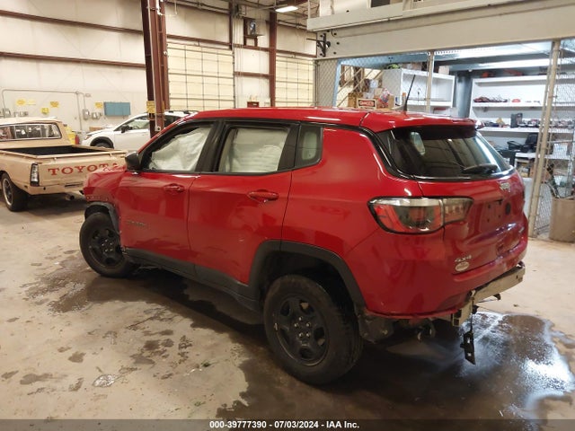 3C4NJDAB1JT399628 Jeep Compass Sport 4x4