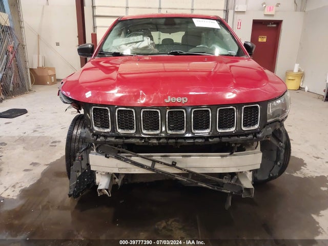 3C4NJDAB1JT399628 Jeep Compass Sport 4x4