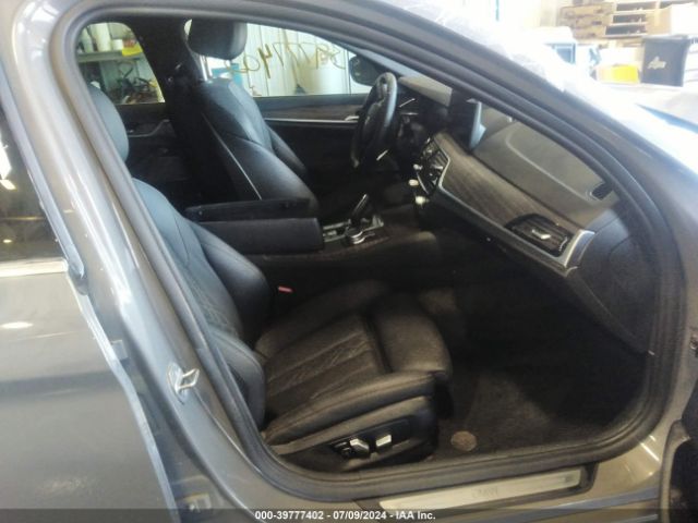 WBA53BH09NCJ51211 BMW 530 I