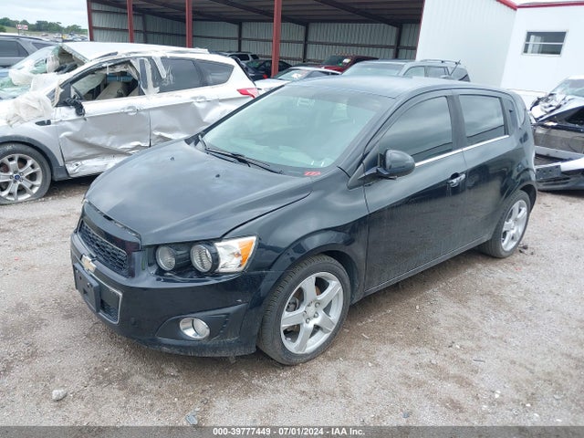 Chevrolet Sonic Ltz Auto 2015 1G1JE6SB5F4211695 Image 2