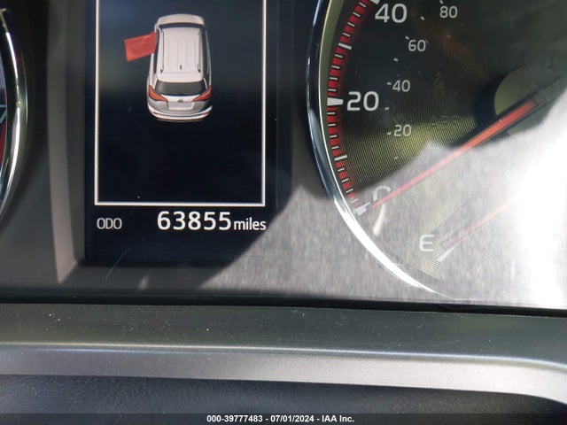 Toyota RAV4 SE 2018 JTMNFREV8JJ189599 Image 14