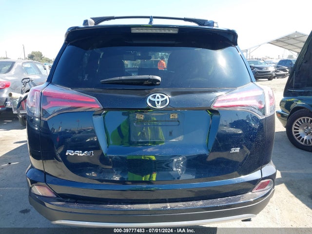 Toyota RAV4 SE 2018 JTMNFREV8JJ189599 Image 15