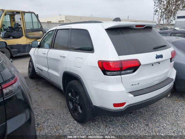 1C4RJFAG2KC593901 Jeep Grand Cherokee Upland 4x4