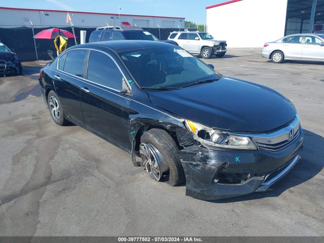 2016 1HGCR2F30GA071575 main image