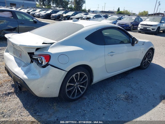 Toyota 86 2017 JF1ZNAA15H9702804 Image 4