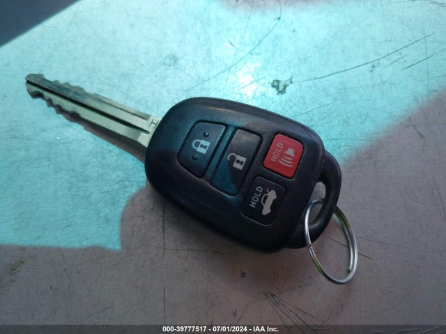 Toyota CAMRY LE 2016 4T4BF1FK6GR581756 Image 11