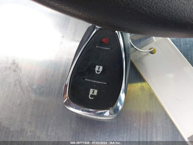 Chevrolet EQUINOX LS 2018 2GNAXHEV2J6215043 Image 11