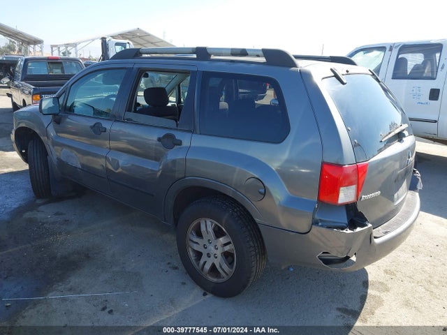 2004 MITSUBISHI ENDEAVOR 4A4MM21SX4E095122 Photo 2