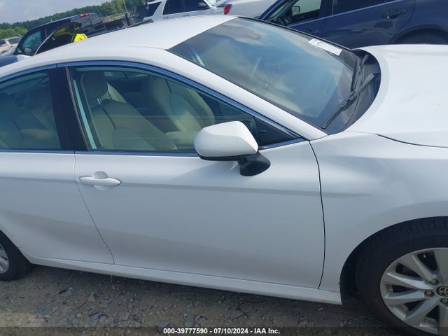 Toyota CAMRY LE 2020 4T1C11AK3LU506432 Image 13