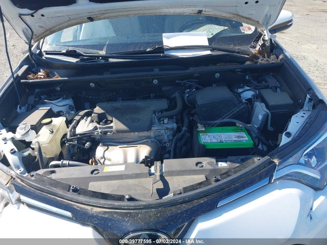 Toyota Rav4 Xle 2018 2T3RFREV7JW829725 Image 10