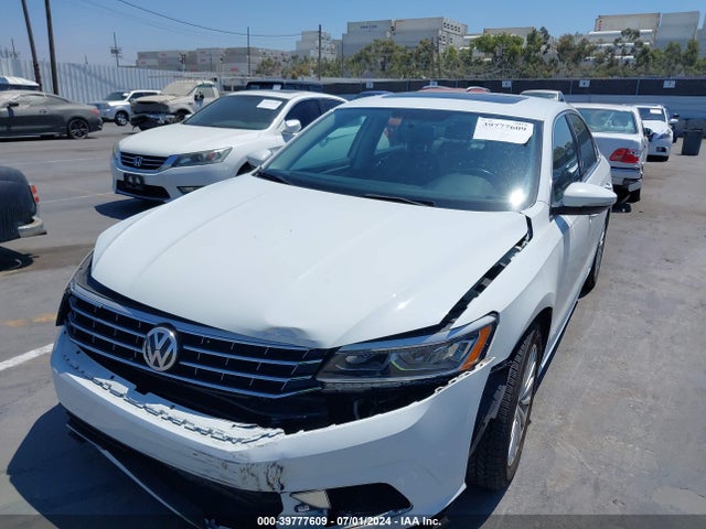 1VWBT7A34HC072442 Volkswagen Passat 1.8t Se