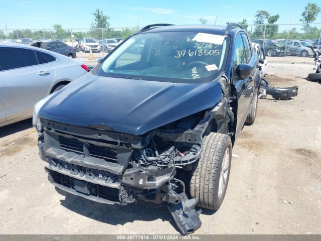 1FMCU0GD5JUC11436 Ford ESCAPE SE