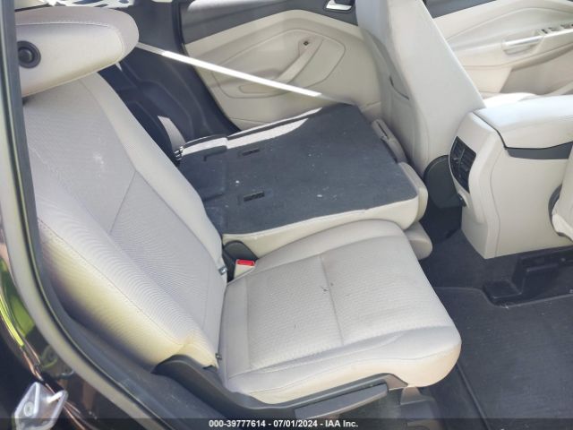 1FMCU0GD5JUC11436 Ford ESCAPE SE