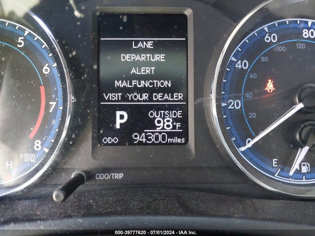 Toyota COROLLA LE 2019 5YFBURHEXKP865598 Image 16