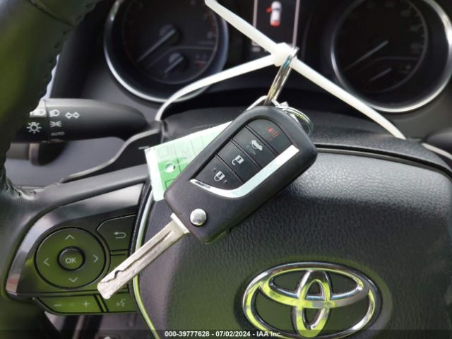 4T1B11HK3JU153673 Toyota CAMRY SE