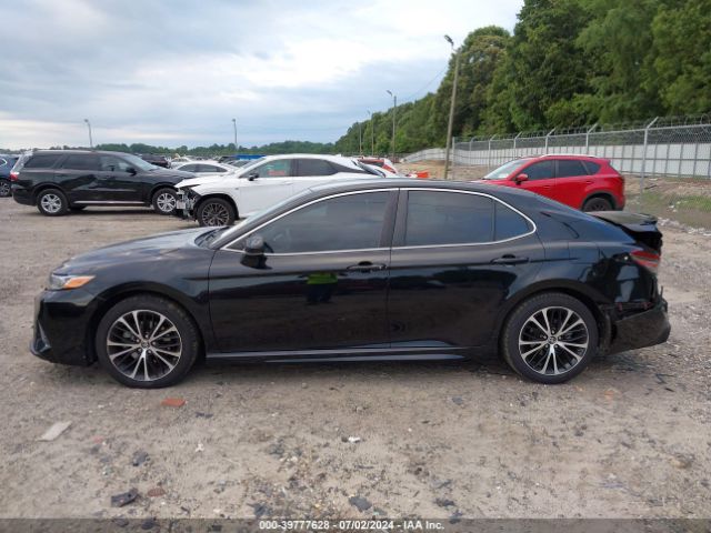 4T1B11HK3JU153673 Toyota CAMRY SE