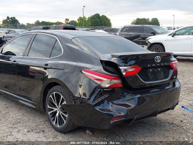 4T1B11HK3JU153673 Toyota CAMRY SE