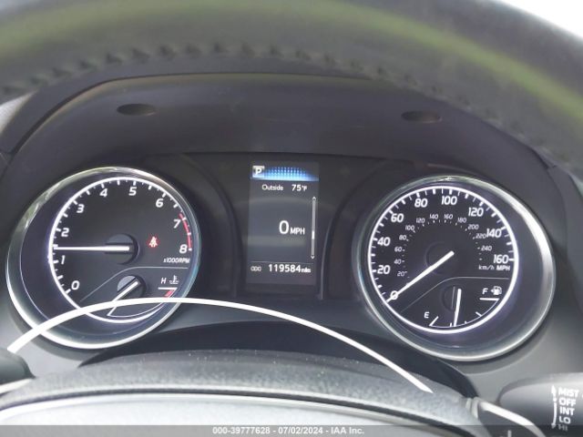 4T1B11HK3JU153673 Toyota CAMRY SE