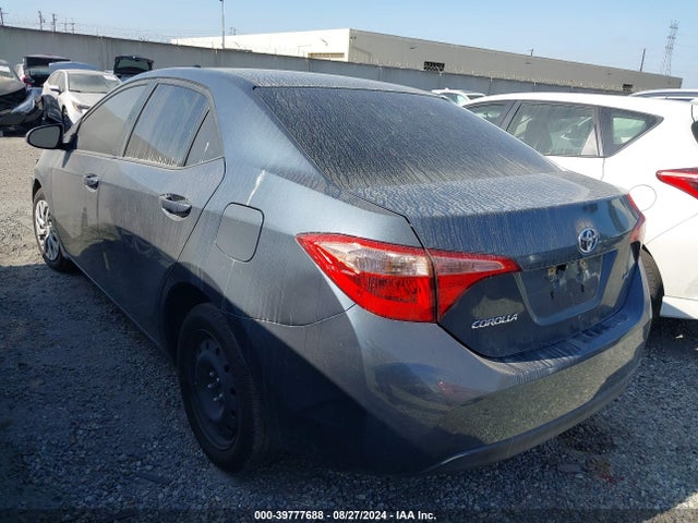 Toyota COROLLA LE 2019 2T1BURHE7KC168745 Image 3