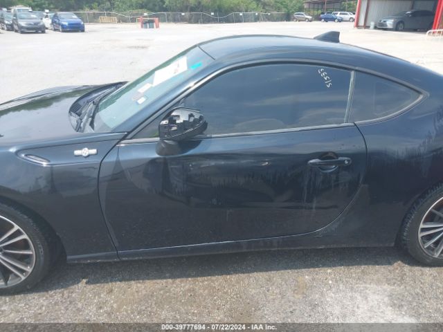 JF1ZNAA17F9701814 Scion FR-S