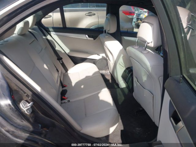WDDGF4HB1EA935755 Mercedes-Benz C 250 Luxury/sport