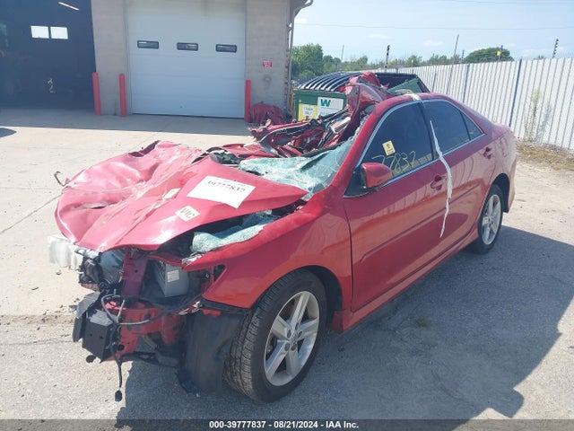 Toyota CAMRY SE 2014 4T1BF1FKXEU869447 Image 2