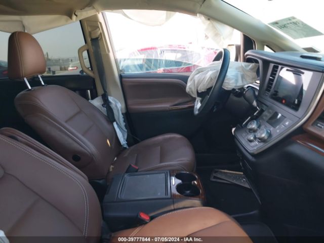 5TDYZ3DC1HS792490 Toyota Sienna Limited Premium 7 Passenger