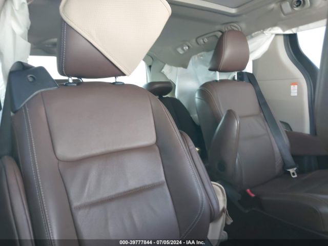 5TDYZ3DC1HS792490 Toyota Sienna Limited Premium 7 Passenger