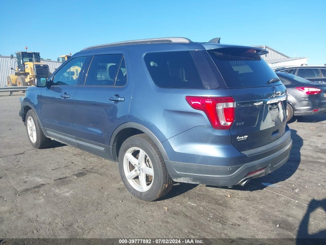 Ford EXPLORER XLT 2018 1FM5K7D83JGA86918 Image 3
