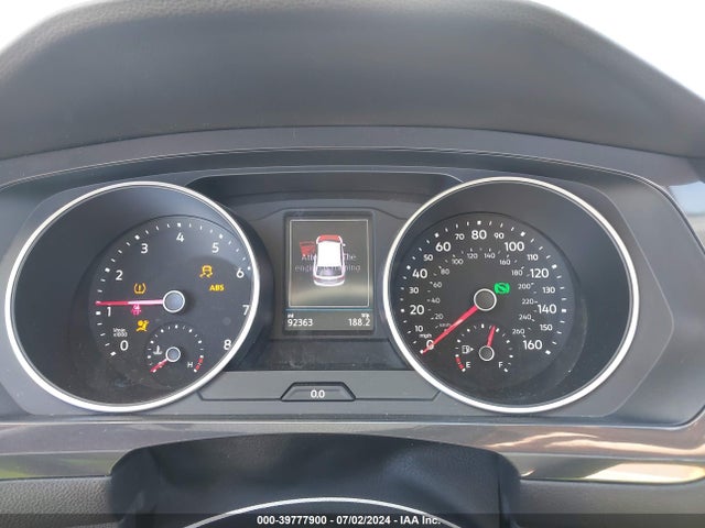 3VV1B7AX0JM103518 Volkswagen Tiguan 2.0t S