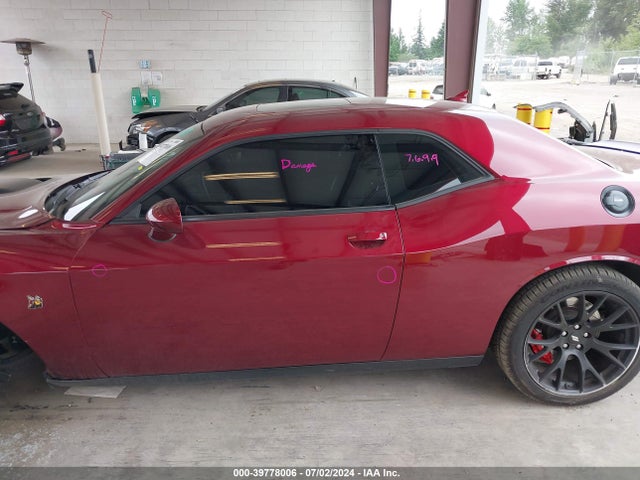 Dodge Challenger 392 Hemi Scat Pack Shaker 2018 2C3CDZFJ5JH282658 Image 14