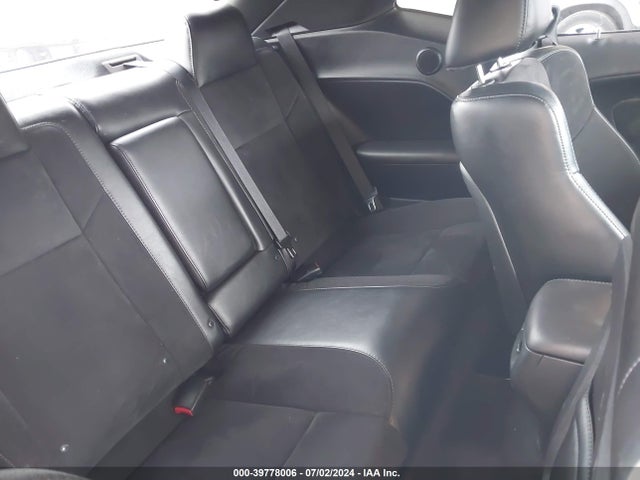 Dodge Challenger 392 Hemi Scat Pack Shaker 2018 2C3CDZFJ5JH282658 Image 8