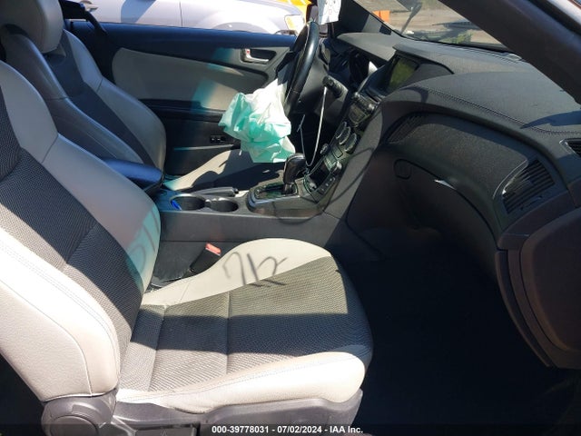 Hyundai Genesis 2.0t Premium 2014 KMHHT6KD0EU115447 Image 5