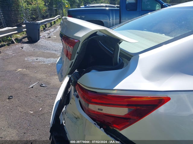 Toyota Avalon Xle Premium 2018 4T1BK1EB3JU287200 Image 20