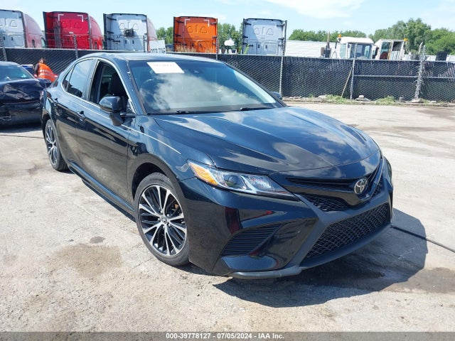 Toyota CAMRY SE 2018 JTNB11HK7J3020128 zdjęcie główne