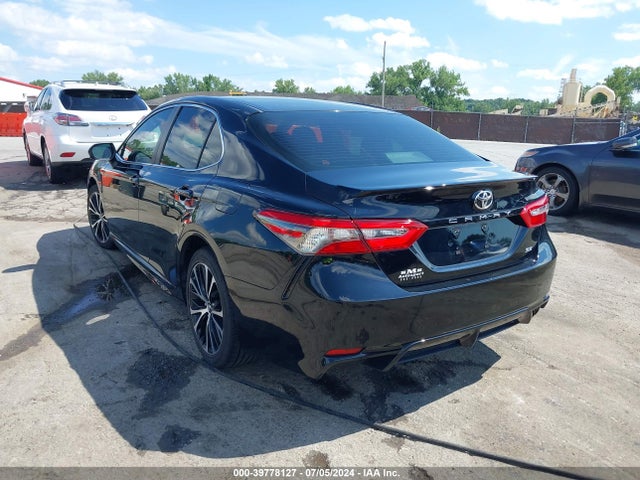 Toyota CAMRY SE 2018 JTNB11HK7J3020128 Image 3