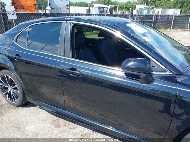 Toyota CAMRY SE 2018 JTNB11HK7J3020128 Image 6