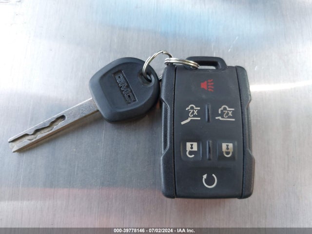 Продажа на аукционе авто 2020 Gmc Yukon Xl 2wd Sle, vin: 1GKS1FKC9LR142433, номер лота: 39778146