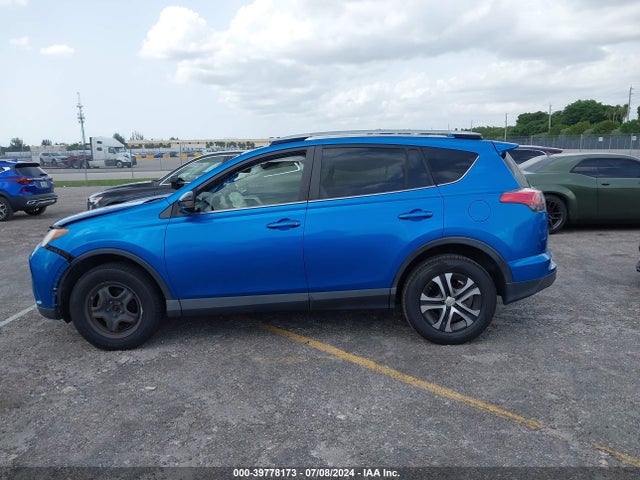 Toyota RAV4 LE 2017 JTMZFREV9HJ119380 Image 15
