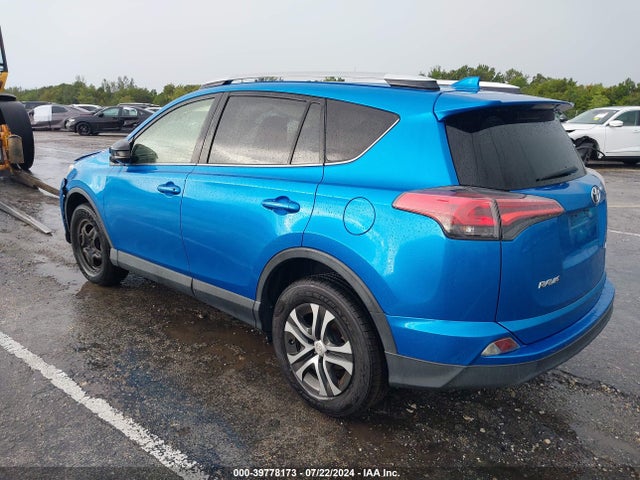 Toyota RAV4 LE 2017 JTMZFREV9HJ119380 Image 3