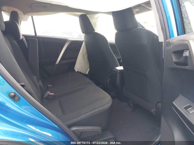 Toyota RAV4 LE 2017 JTMZFREV9HJ119380 Image 8