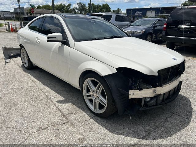 2015 MERCEDES-BENZ C-CLASS WDDGJ4HB5FG386087