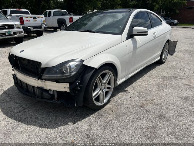 2015 MERCEDES-BENZ C-CLASS WDDGJ4HB5FG386087 Photo 1
