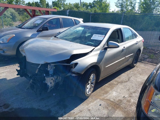 Toyota CAMRY LE 2017 4T1BF1FK7HU720482 Image 2