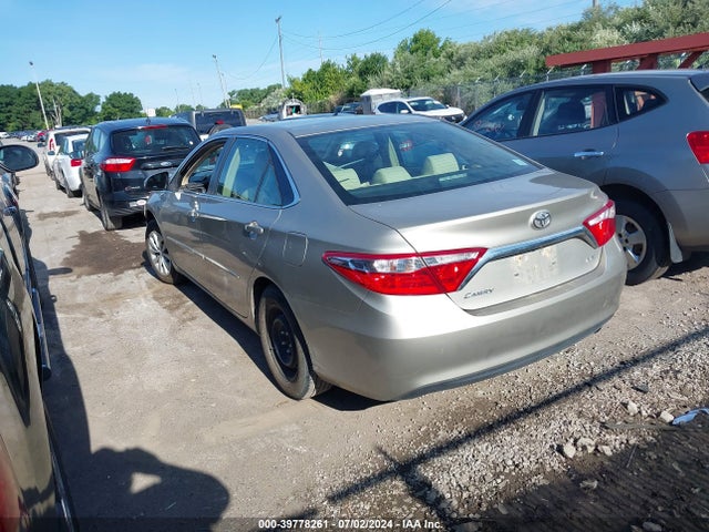 Toyota CAMRY LE 2017 4T1BF1FK7HU720482 Image 3