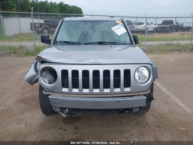 1C4NJPFA7FD349573 Jeep Patriot Latitude