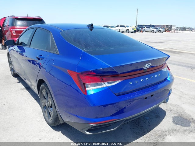 Hyundai ELANTRA SEL 2022 5NPLM4AG8NH066326 Image 3