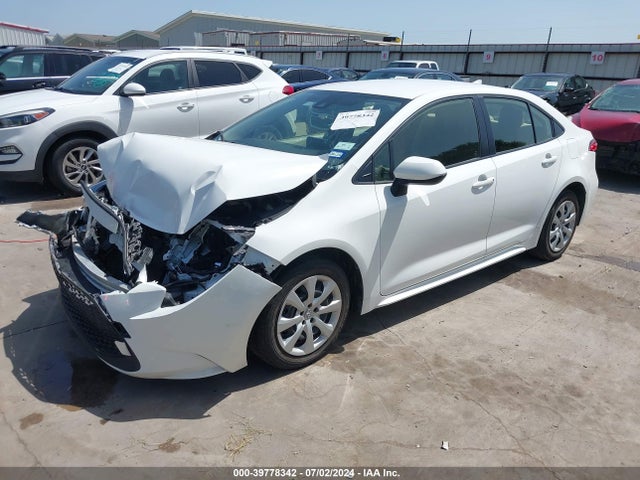 Toyota COROLLA LE 2021 JTDEPMAE3MJ122287 Image 2
