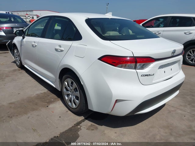 Toyota COROLLA LE 2021 JTDEPMAE3MJ122287 Image 3